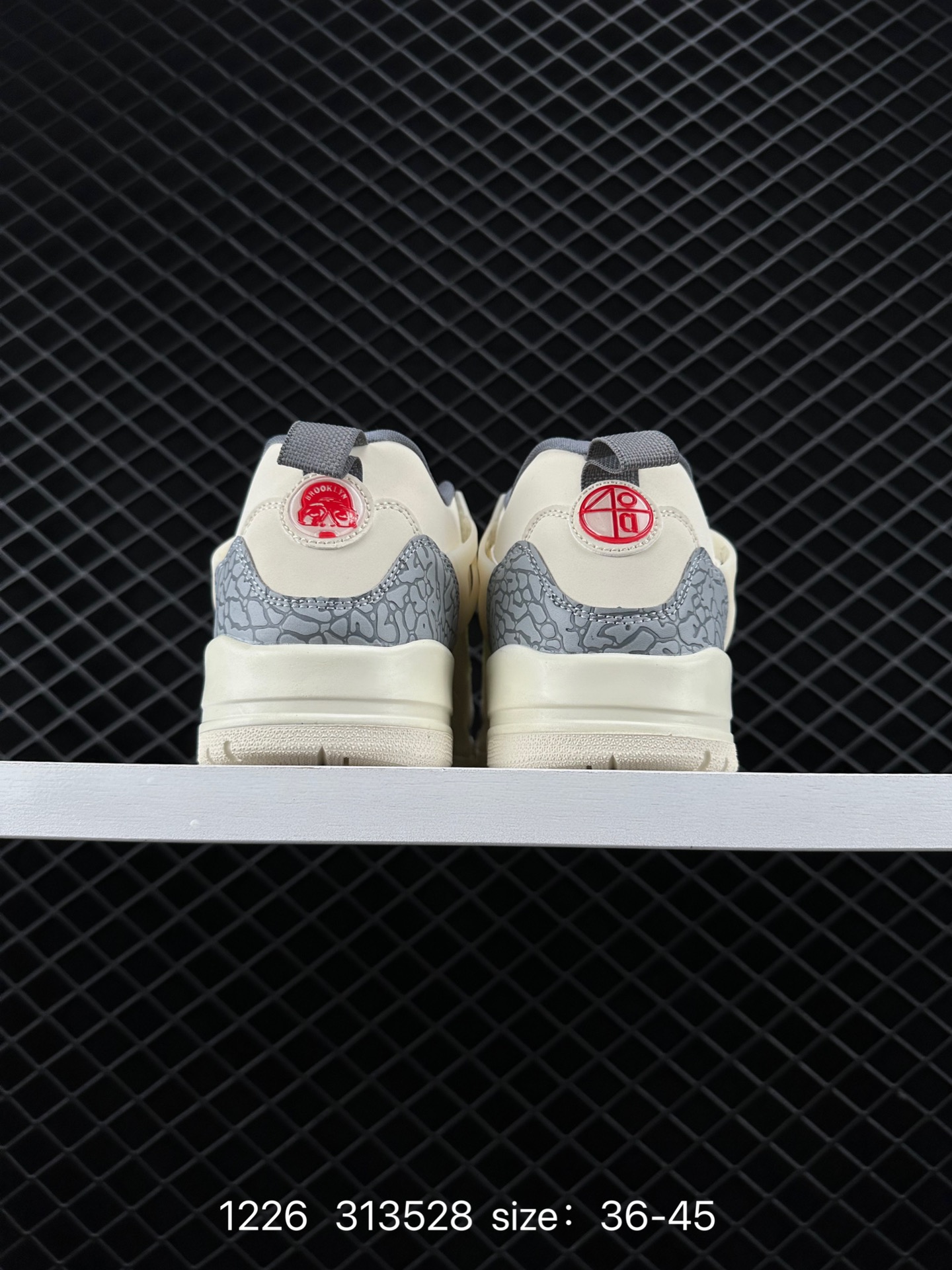 NK Jordan Spizike Low